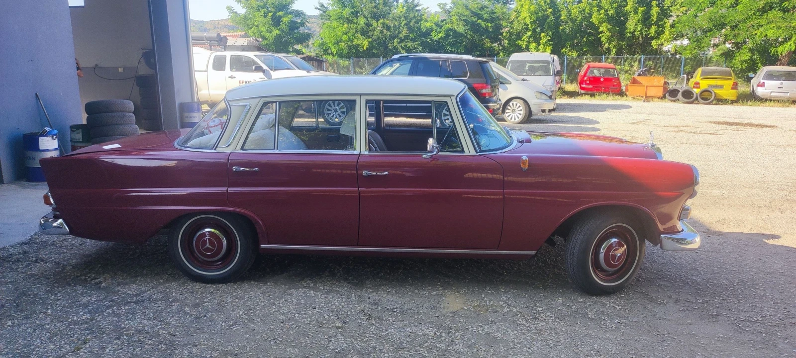 Mercedes-Benz 110 W110 - изображение 3
