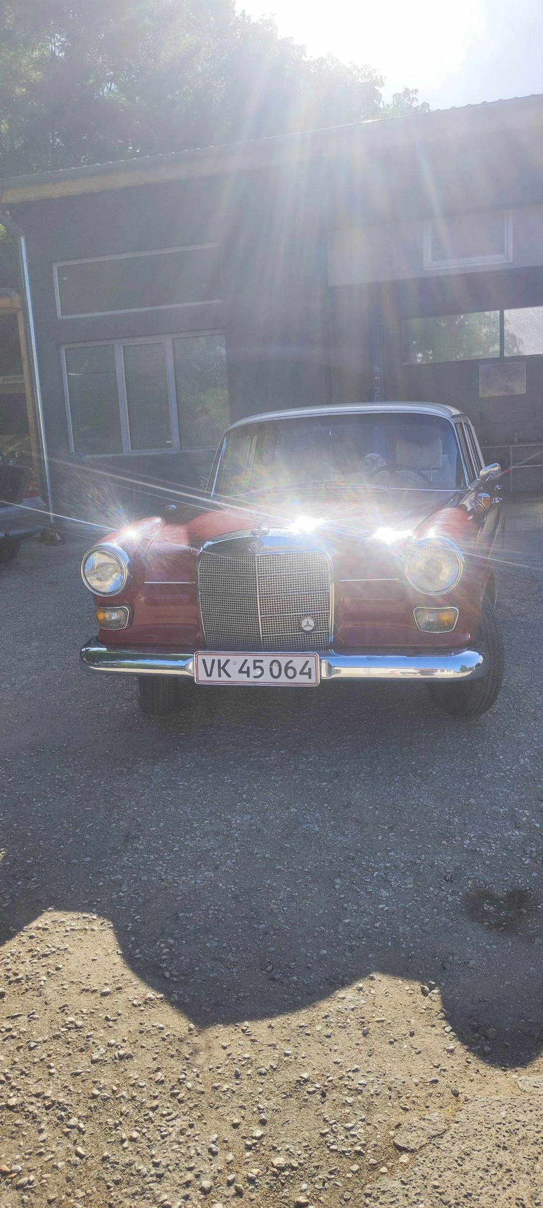 Mercedes-Benz 110 W110 - изображение 4