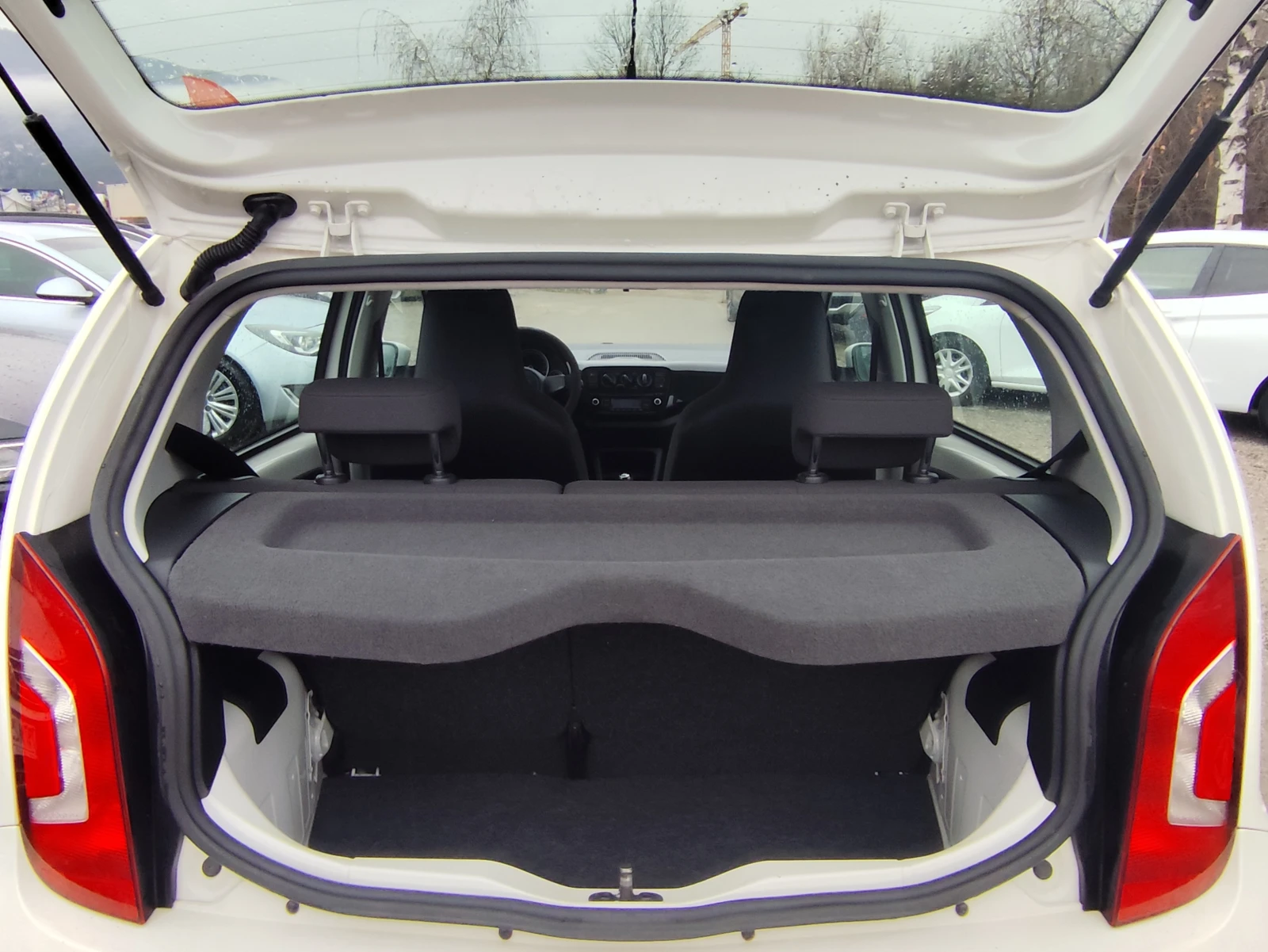 VW Up 1.0i* ECOFUEL* KLIMA* EURO5B* 5����� | Mobile.bg � ����������� 13