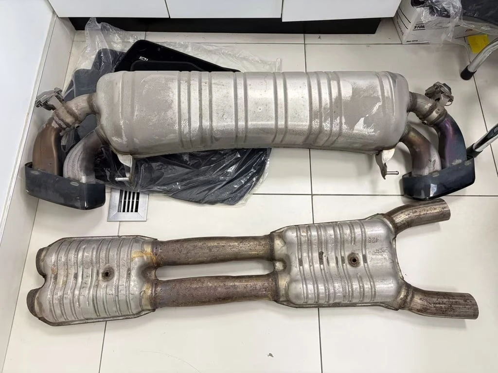 BMW 550 * M550i xDrive * CARFAX * ��� ������������ ������ | Mobile.bg � ����������� 16