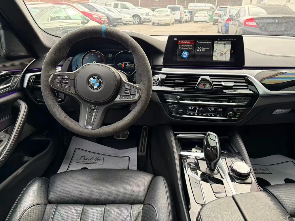 BMW 550 * M550i xDrive * CARFAX * БЕЗ ПЪРВОНАЧАЛНА ВНОСКА - изображение 9