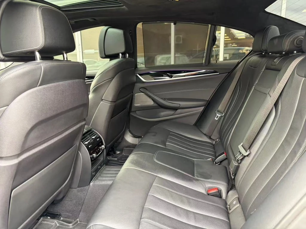 BMW 550 * M550i xDrive * CARFAX * ��� ������������ ������ | Mobile.bg � ����������� 14