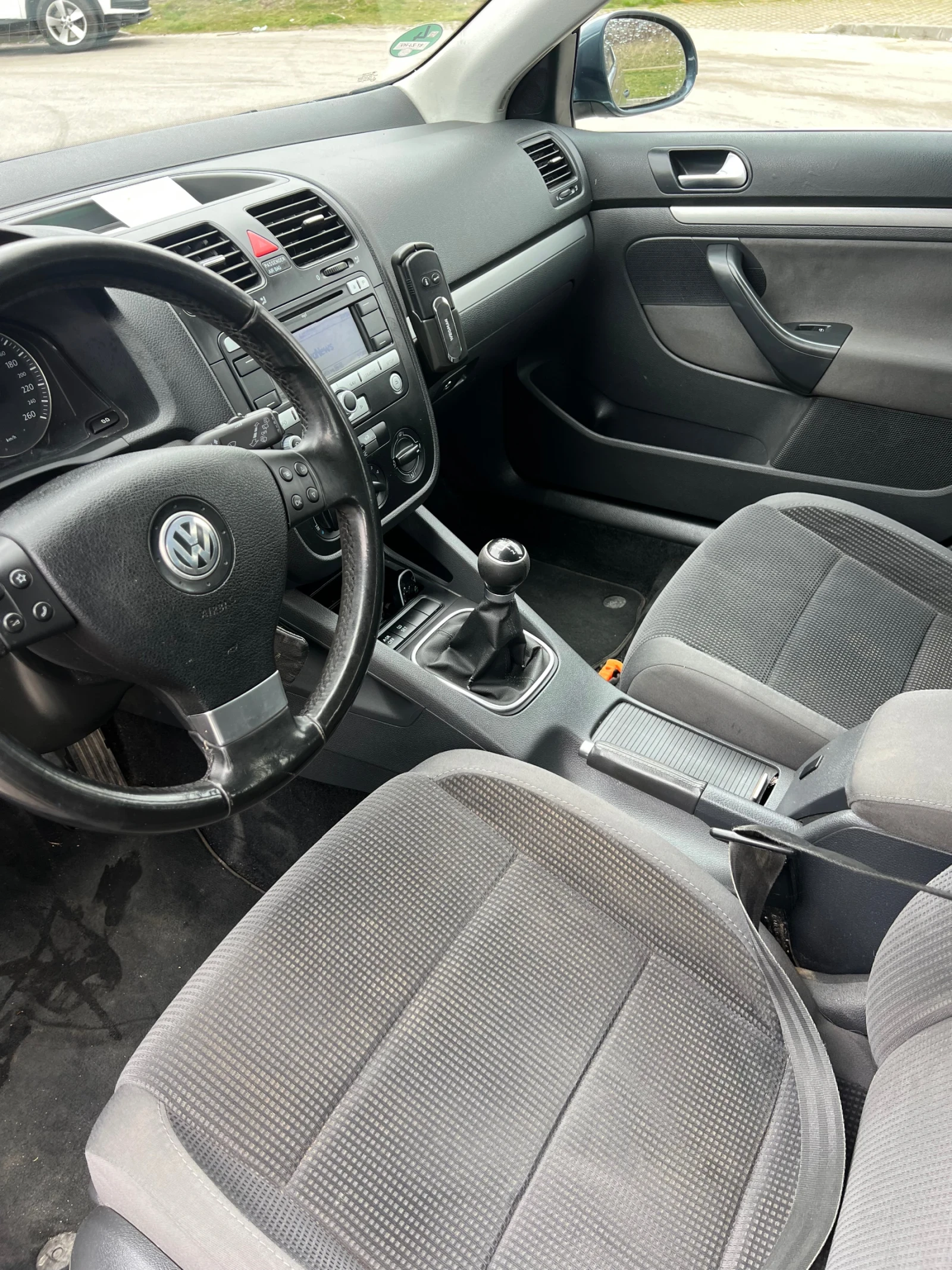 VW Golf 1.9 105, снимка 7 - Автомобили и джипове - 53978846