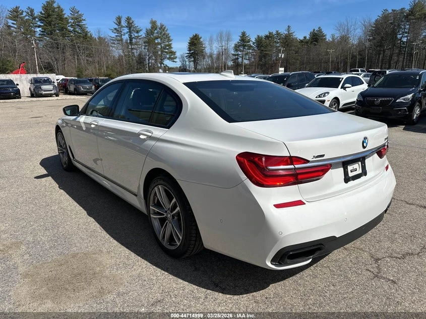 BMW 750 4.4L V-8 DI, DOHC, VVT, TURBO, 445HP All Wheel | Mobile.bg � ����������� 3