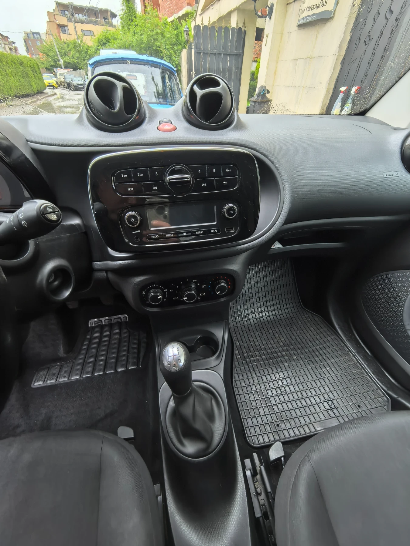 Smart Fortwo, снимка 13 - Автомобили и джипове - 54647173