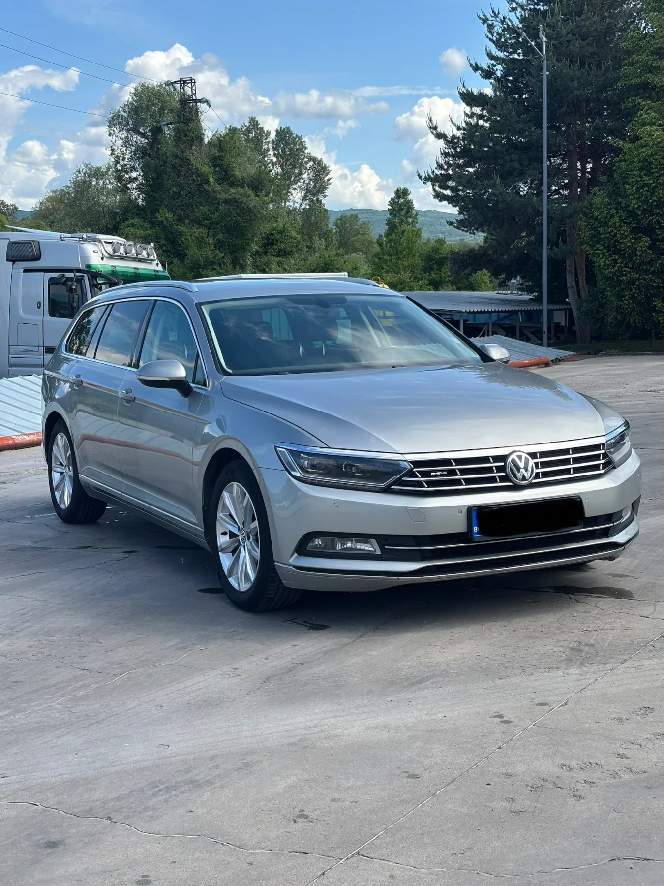 VW Passat, снимка 2 - Автомобили и джипове - 54662905
