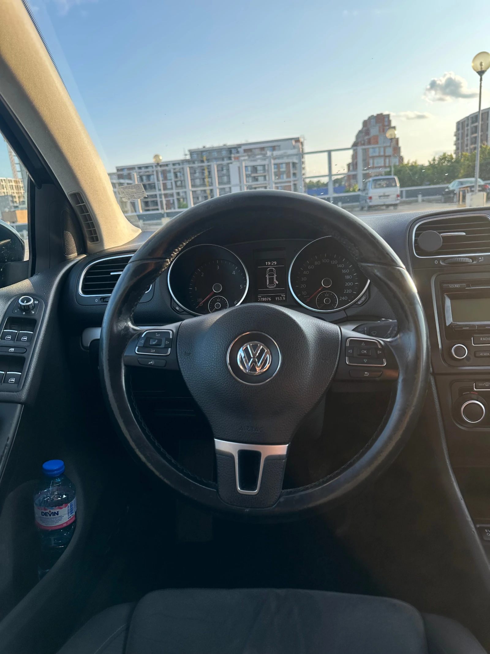 VW Golf, снимка 9 - Автомобили и джипове - 55524231