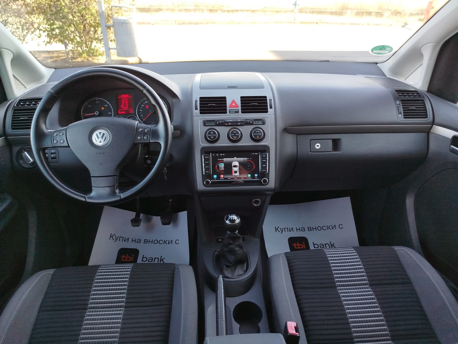 VW Touran 1.9TDI-105кс.NAVI, снимка 11 - Автомобили и джипове - 56213952