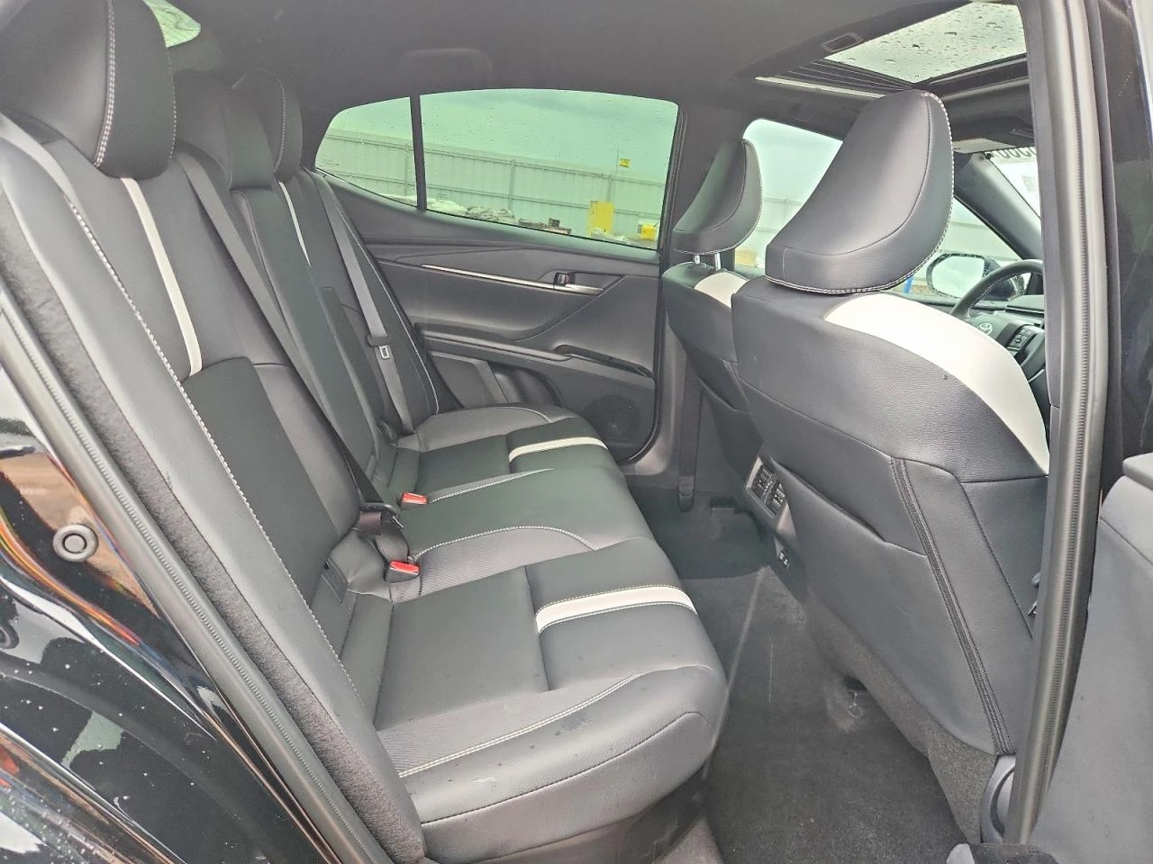 Toyota Camry 2.5l Se, снимка 10 - Автомобили и джипове - 56226464