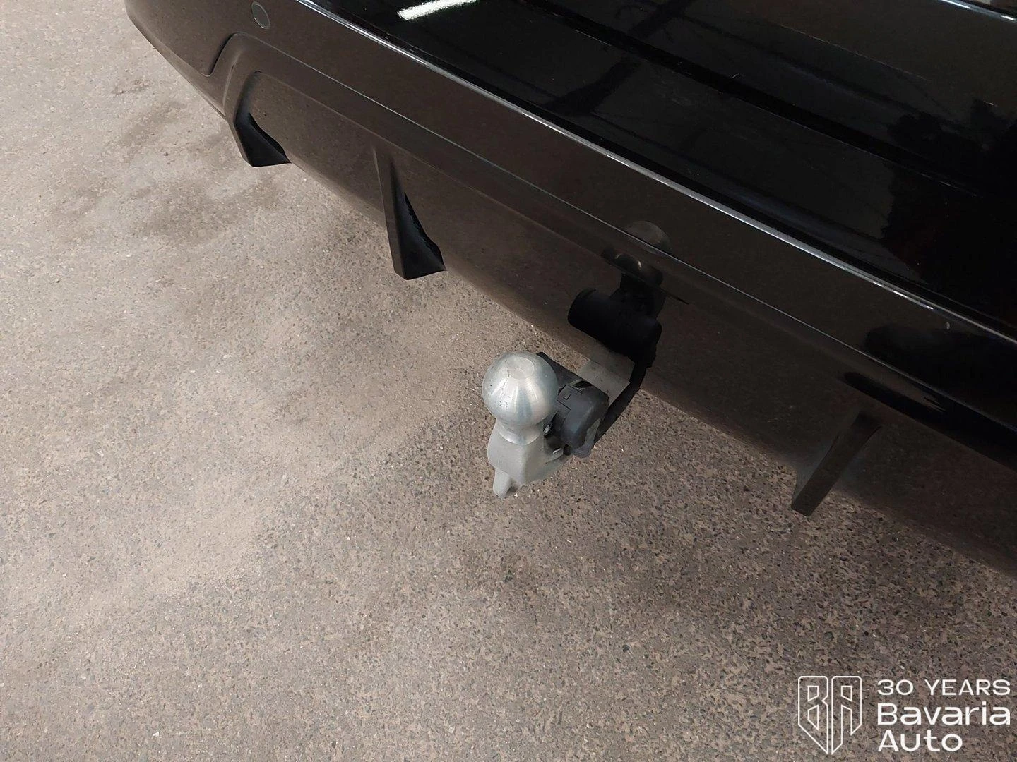 BMW 330 d xDrive Touring Sportautomatic, снимка 12 - Автомобили и джипове - 56235569