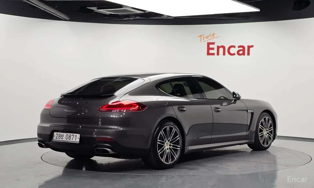 Porsche Panamera * 3.6 AWD Edition * ФИНАНСИРАНЕ, снимка 2 - Автомобили и джипове - 56259219