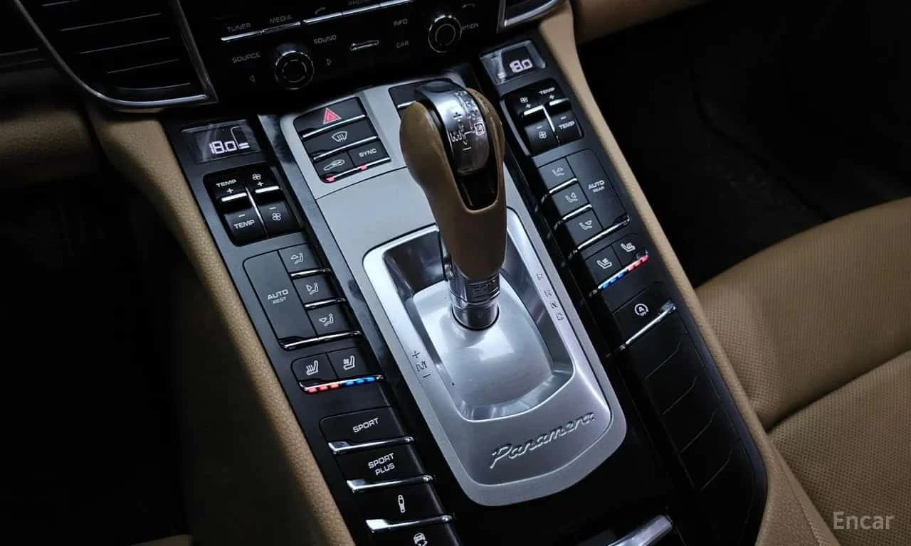 Porsche Panamera * 3.6 AWD Edition * ФИНАНСИРАНЕ, снимка 9 - Автомобили и джипове - 56259219
