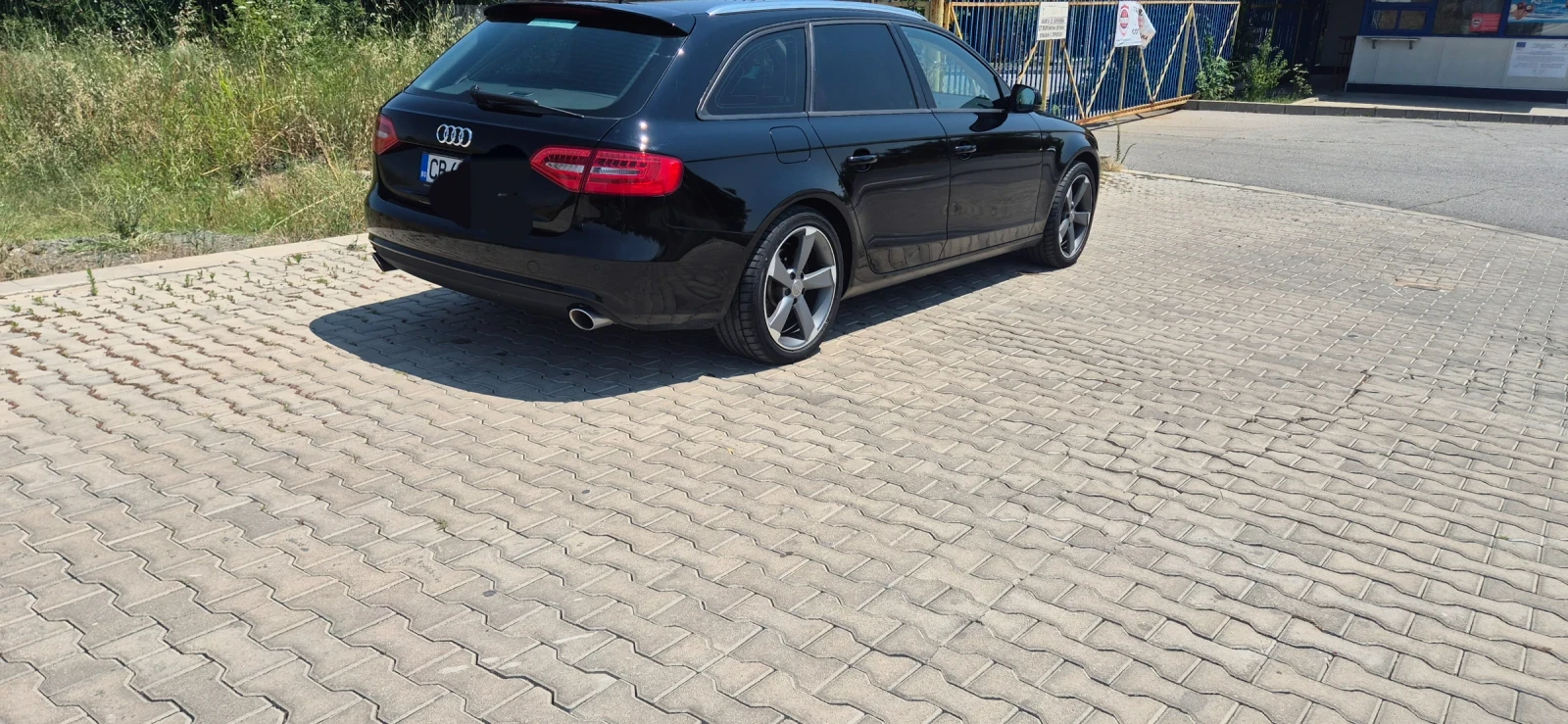 Audi A4 Авант, снимка 4 - Автомобили и джипове - 56415635