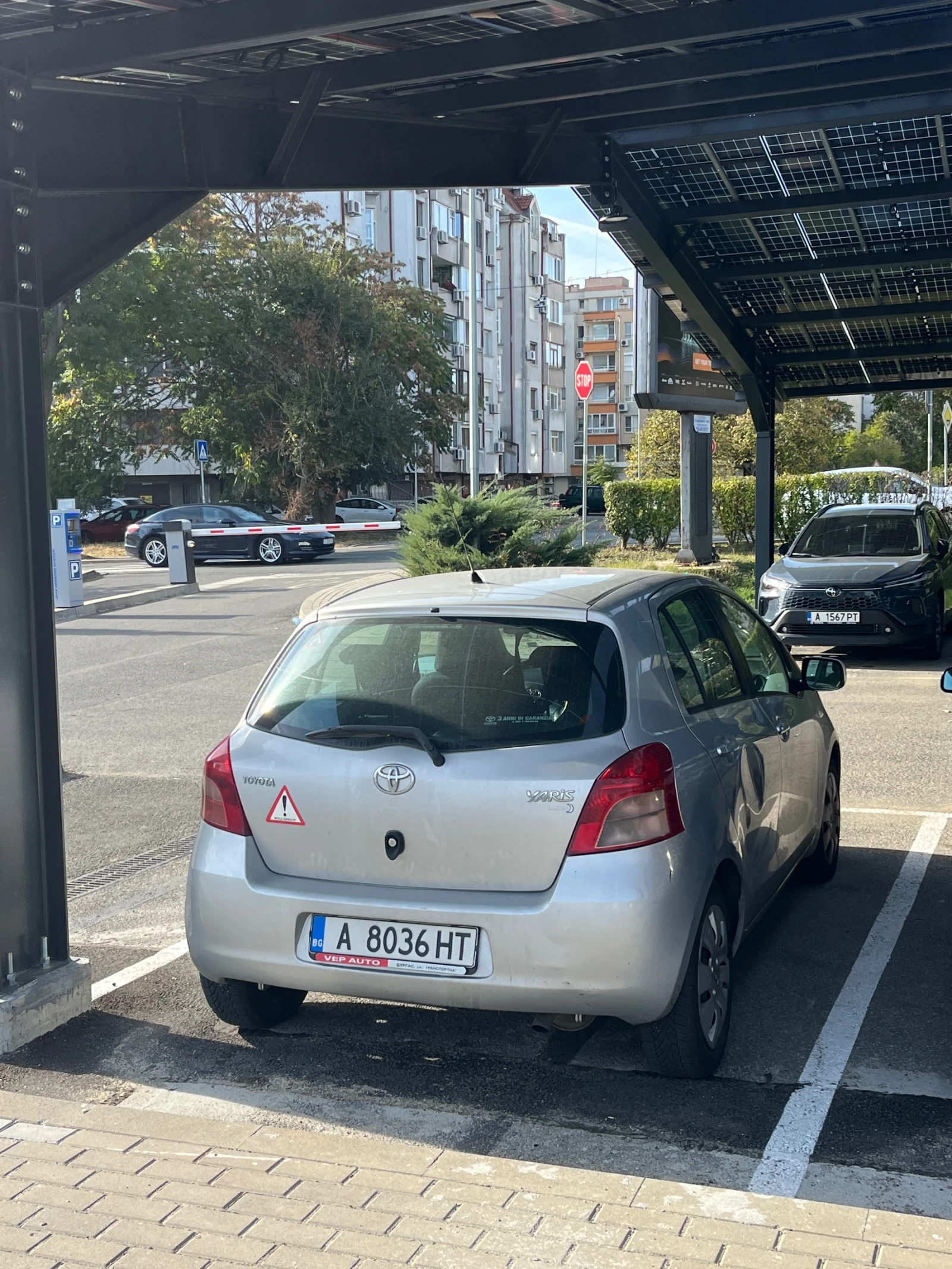 Toyota Yaris Luna, снимка 4 - Автомобили и джипове - 56581318