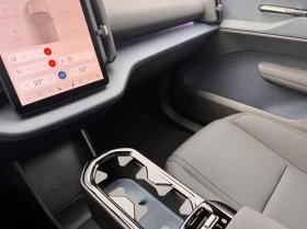 Volvo EX30 Cross Country = Ultra = Heat Pump Гаранция, снимка 8
