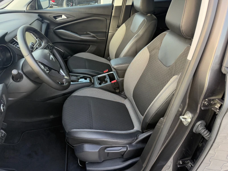 Opel Grandland X 1.2 benzin 131ks Automatic !!! Лизинг !!!, снимка 9 - Автомобили и джипове - 49924588