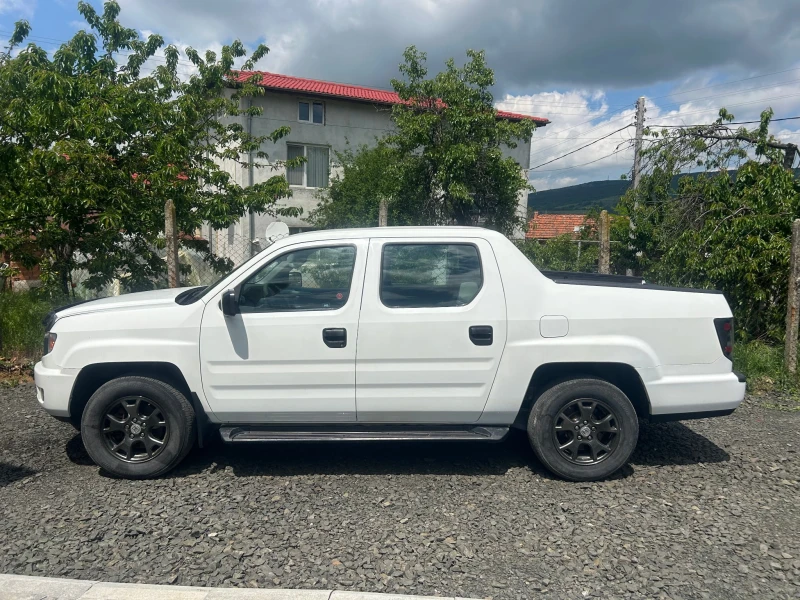 Honda Ridgeline, снимка 3 - Автомобили и джипове - 53000367
