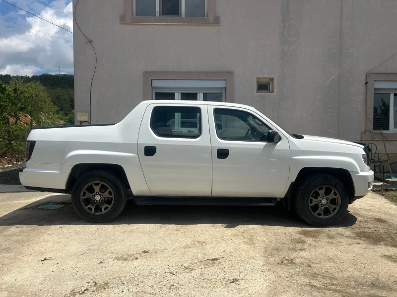 Honda Ridgeline, снимка 7 - Автомобили и джипове - 53000367