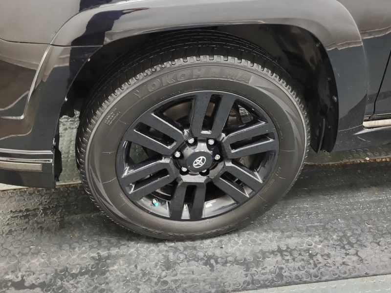 Toyota 4runner * 4WD * CARFAX * БЕЗ ПЪРВОНАЧАЛНА ВНОСКА, снимка 17 - Автомобили и джипове - 53125999