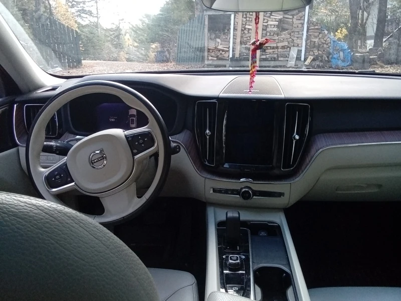 Volvo XC60 * Inscription Expression * CARFAX * БЕЗ ПЪРВОНАЧАЛ, снимка 13 - Автомобили и джипове - 52962584