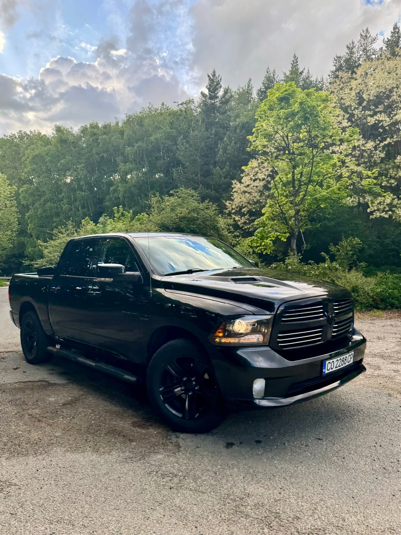 Dodge RAM 1500 5.7 Sport NIGHT EDITION  - изображение 2