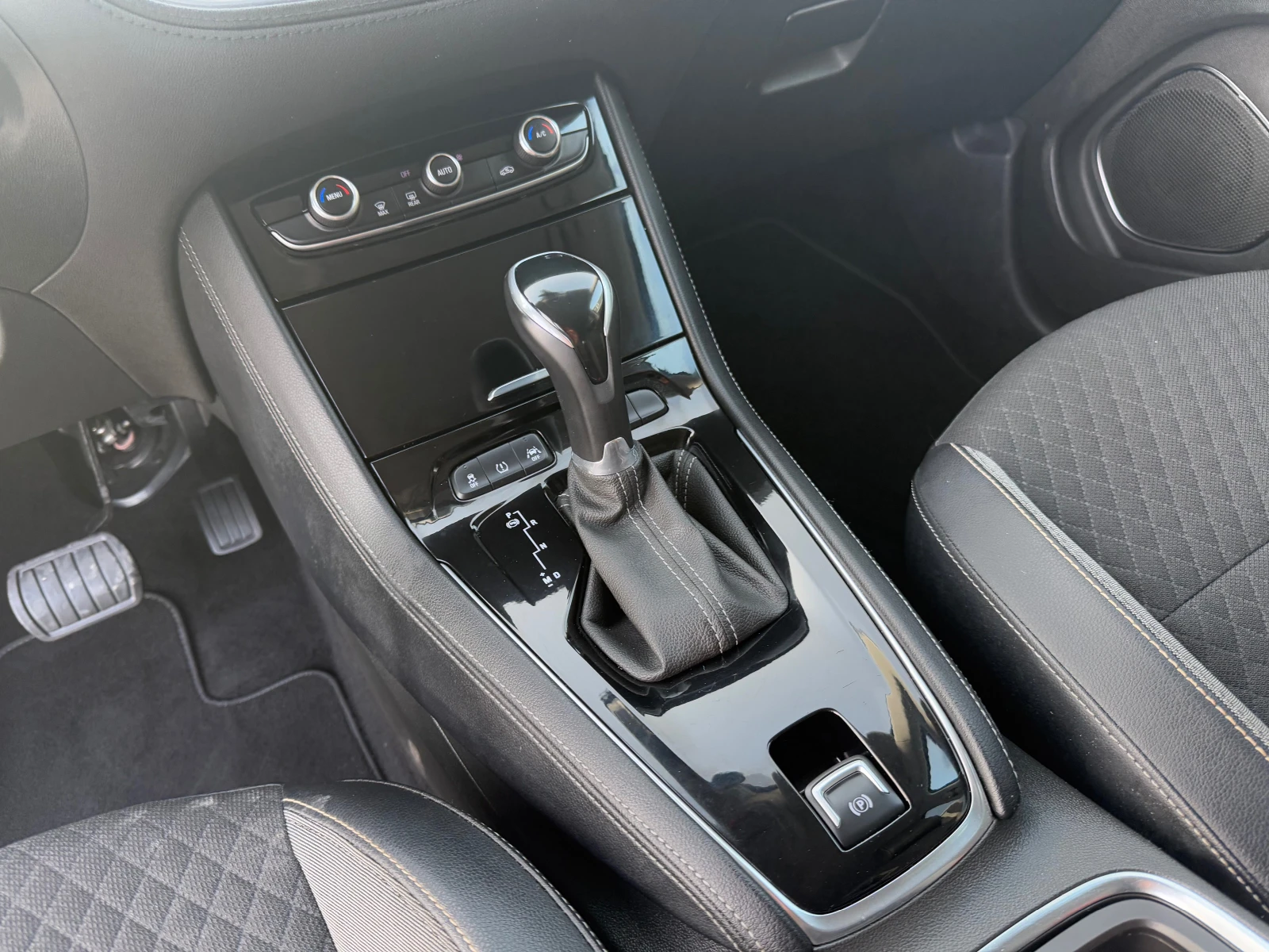 Opel Grandland X 1.2 benzin 131ks Automatic !!! Лизинг !!! | Mobile.bg — изображение 13