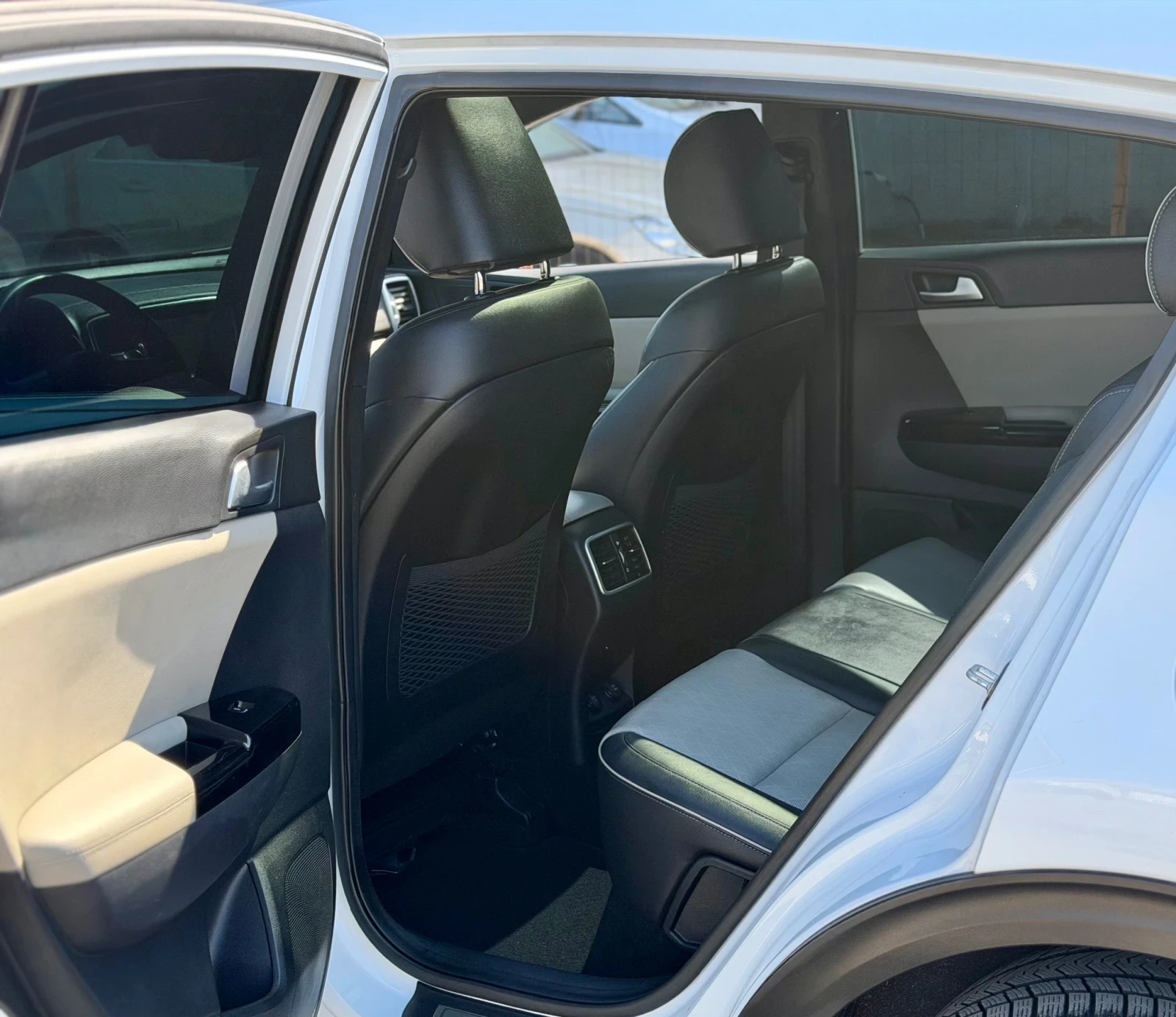 Kia Sportage 2.0CRDI GT LINE Panorama Keyless go 168��� ��  | Mobile.bg � ����������� 10