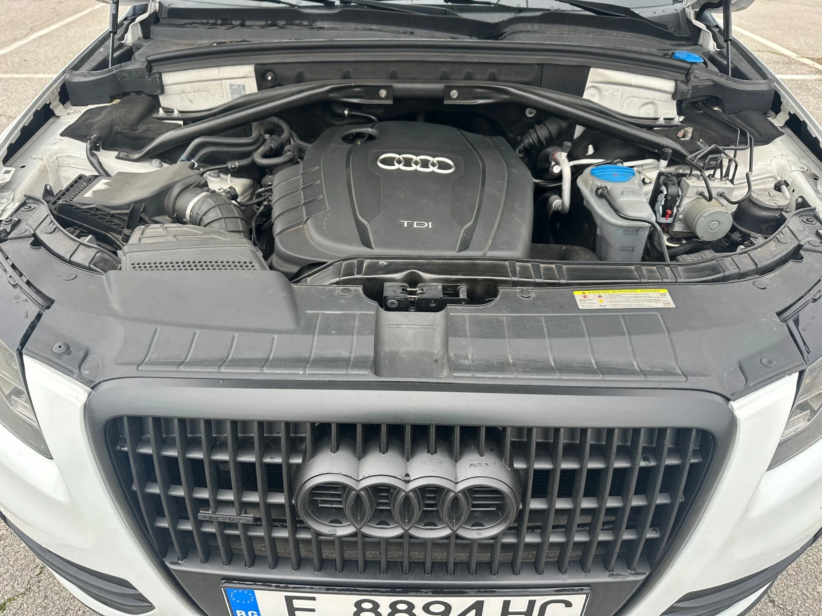 Audi Q5 2.0 TDI, снимка 11 - Автомобили и джипове - 54632860