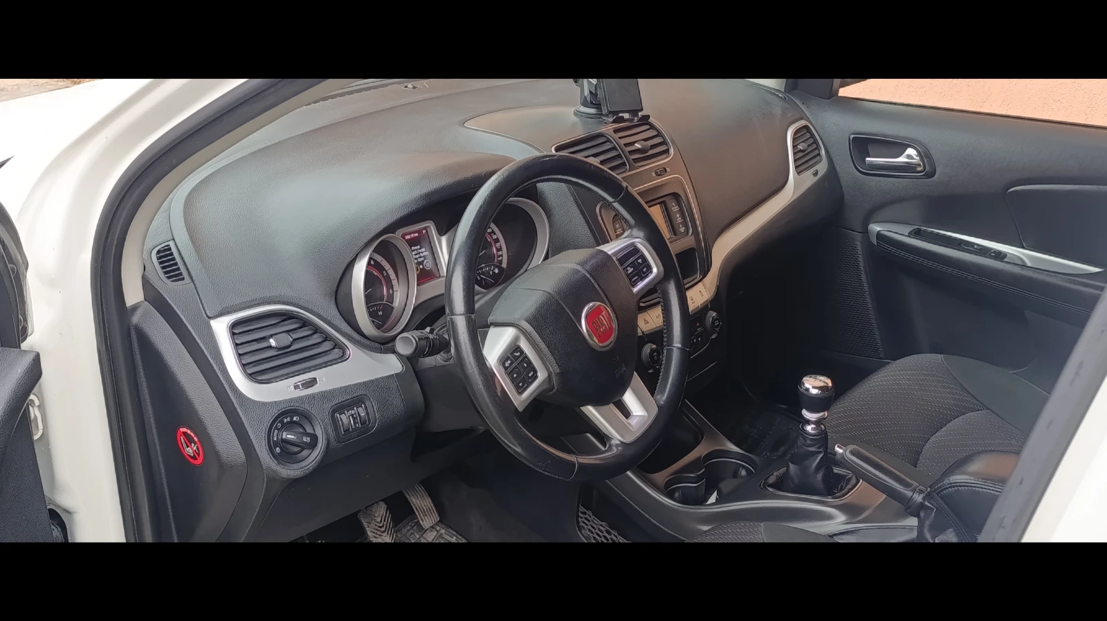 Fiat Freemont, снимка 6 - Автомобили и джипове - 54811006