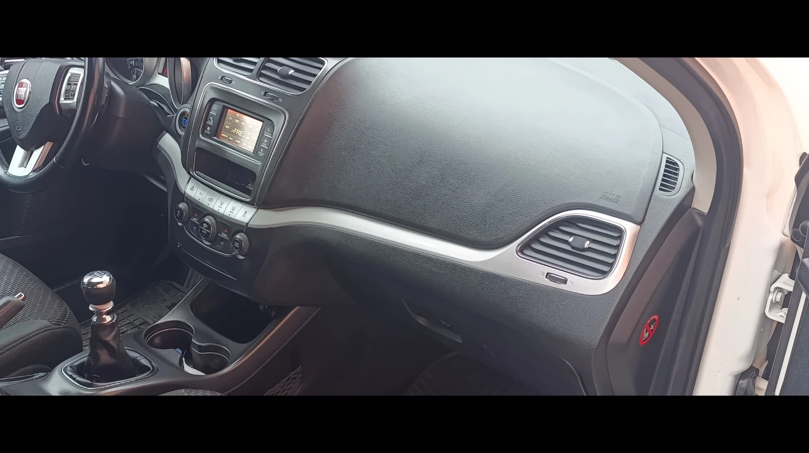 Fiat Freemont, снимка 8 - Автомобили и джипове - 54811006