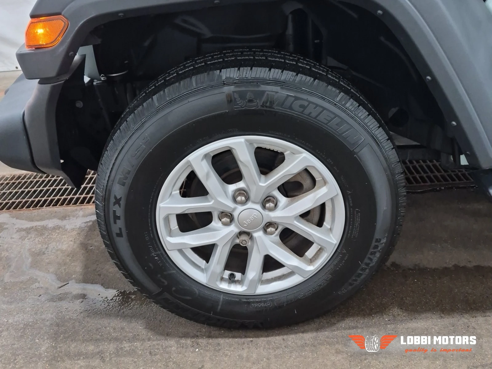 Jeep Wrangler, снимка 6 - Автомобили и джипове - 55955722