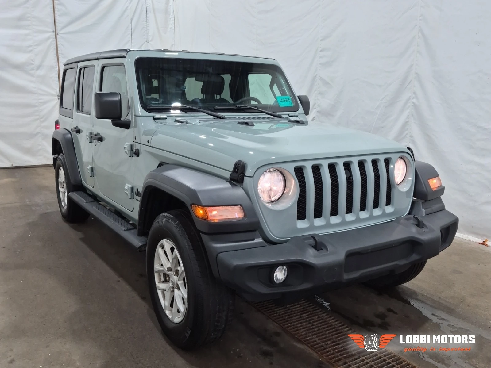 Jeep Wrangler, снимка 2 - Автомобили и джипове - 55955722