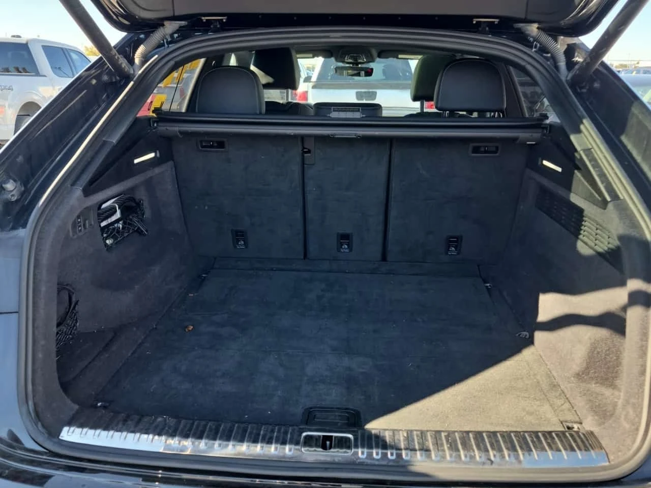Audi Q8 * 55 Tfsi Quattro Technik * ��� ����� * ���������  | Mobile.bg � ����������� 14