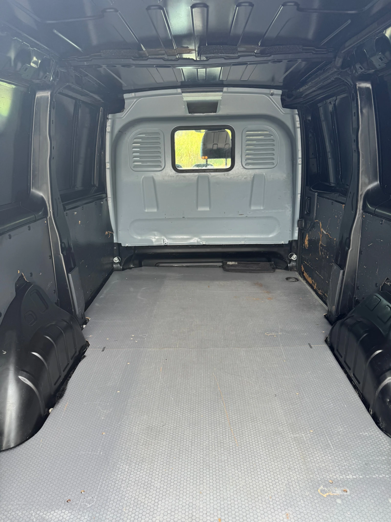 Citroen Jumpy 2.0HDI* MAXXI* 2015г* FACELIFT* Германия, снимка 17 - Бусове и автобуси - 55925709