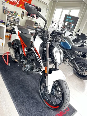 Ktm Duke 125 ABS/LED 10.2017г., снимка 8