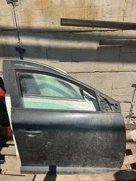 Renault Megane 2011г предна дясна врата, снимка 2