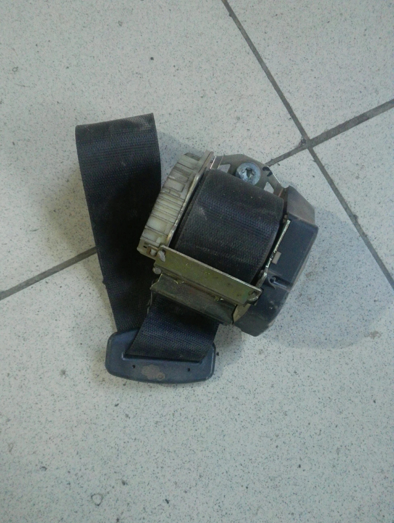     220  w203  | Mobile.bg   1