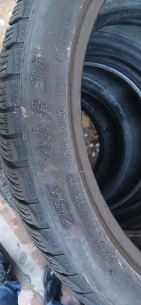 Гуми Зимни 285/35R20, снимка 6