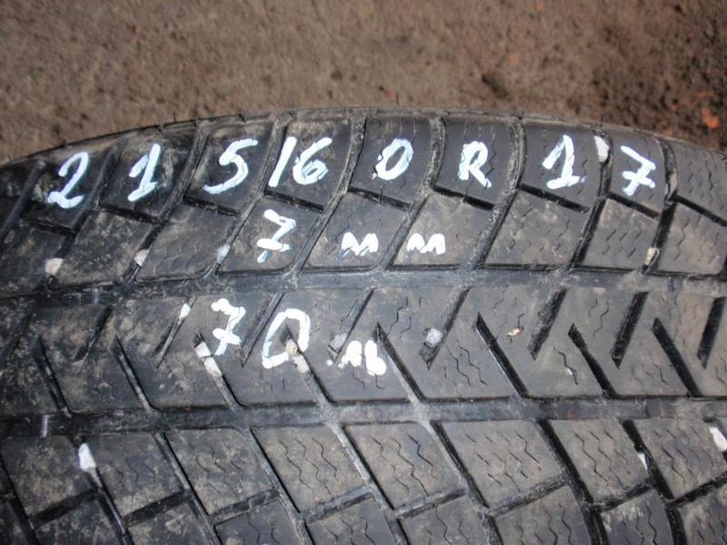 Гуми Всесезонни 215/60R17, снимка 1 - Гуми и джанти - 6325927