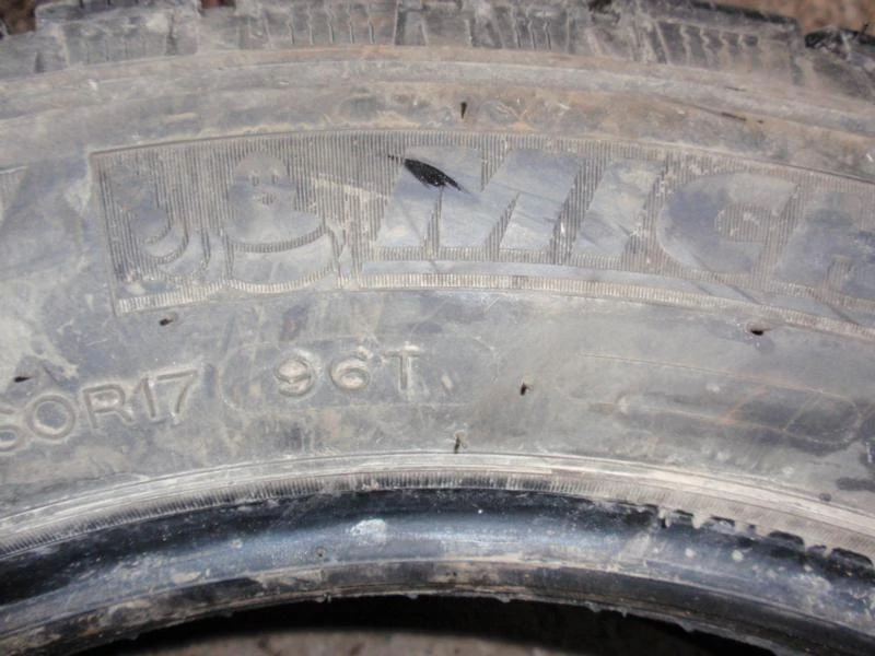 Гуми Всесезонни 215/60R17, снимка 12 - Гуми и джанти - 6325927