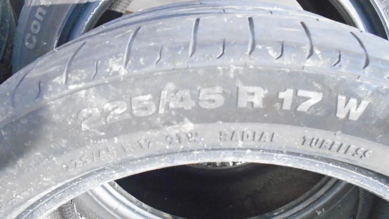 Гуми Летни 225/45R17, снимка 3 - Гуми и джанти - 22371802