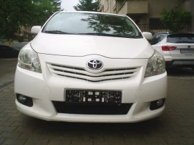 Toyota Verso 2.2 D-4D Automat, снимка 15