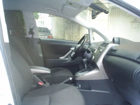 Toyota Verso 2.2 D-4D Automat, снимка 11