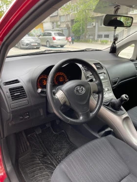 Toyota Auris, снимка 6