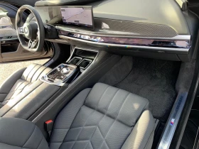 BMW i7 M70 / THEATRE SCREEN / B&W / SKY LOUNGE / EXECUTIV, снимка 13