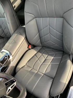 BMW i7 M70 / THEATRE SCREEN / B&W / SKY LOUNGE / EXECUTIV, снимка 9