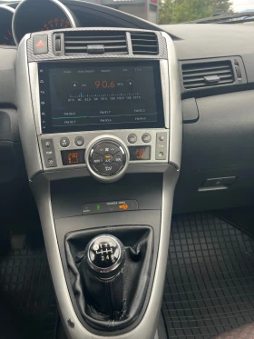 Обява за продажба на Toyota Corolla verso D4D ~13 200 лв. - изображение 10