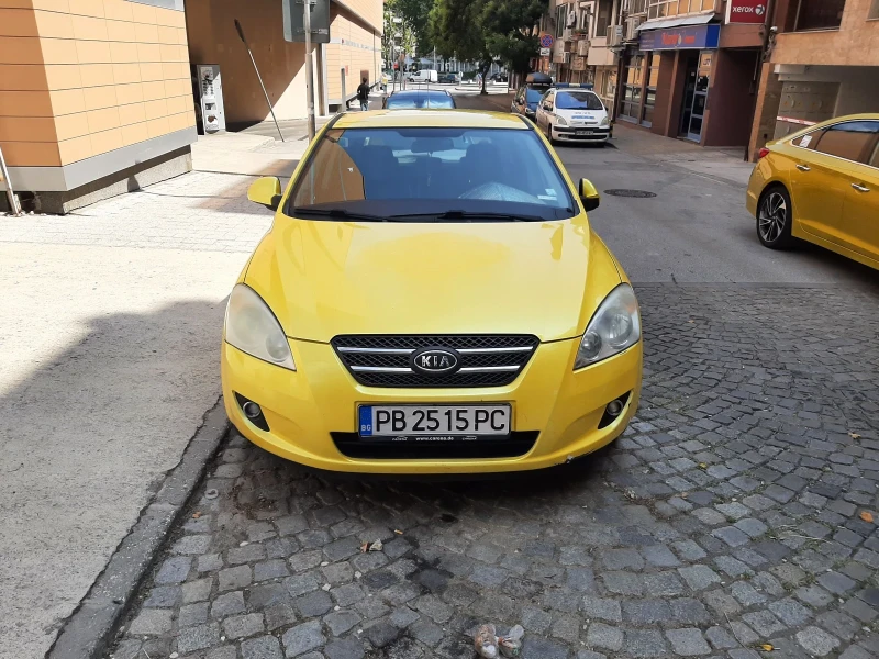 Kia Ceed, снимка 6 - Автомобили и джипове - 47930987