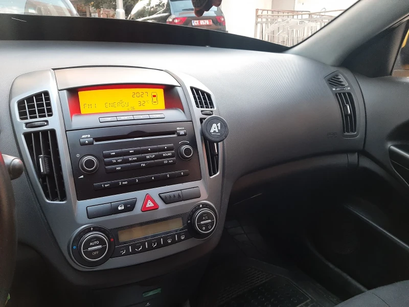 Kia Ceed, снимка 1 - Автомобили и джипове - 49118359