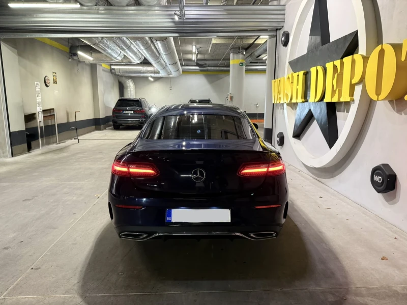 Mercedes-Benz E 220 AMG * Pano * BURMESTER * SOFTCLOSE * DISTRINIC * , снимка 3 - Автомобили и джипове - 52552747